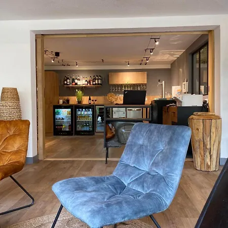 Hotel The Originals City, Angers Sud, Le Village 49 Les Ponts-de-Ce