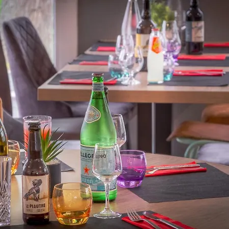 Hotel The Originals City, Angers Sud, Le Village 49