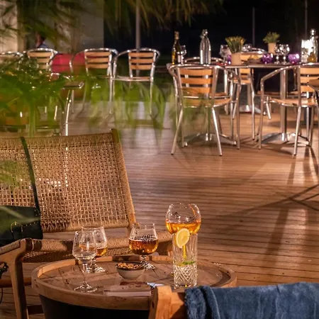 Hotel The Originals City, Angers Sud, Le Village 49 Les Ponts-de-Ce