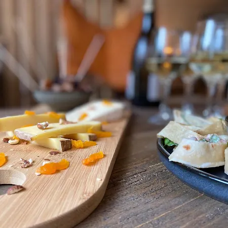 The Originals City, Angers Sud, Le Village 49 Hotel 3*