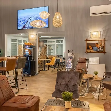 The Originals City, Angers Sud, Le Village 49
