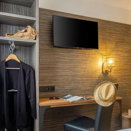 The Originals City, Angers Sud, Le Village 49 Hotel