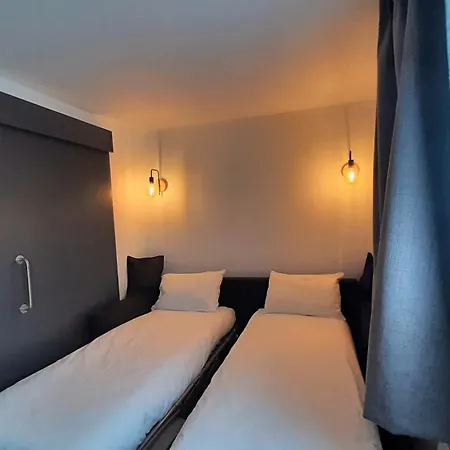 The Originals City, Angers Sud, Le Village 49 3* Les Ponts-de-Cé