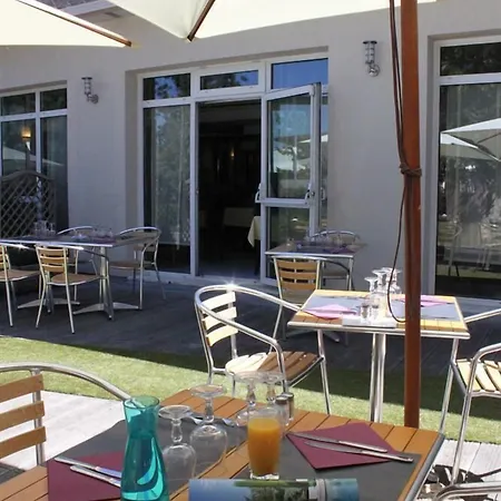 The Originals City, Angers Sud, Le Village 49 Hotel