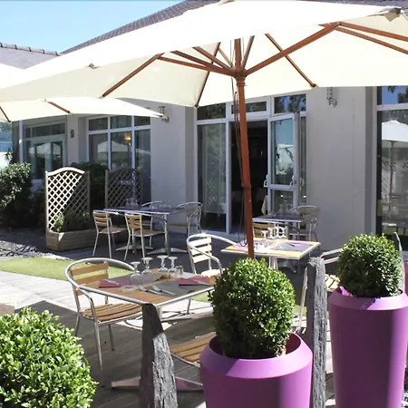 Sure By Western Angers Sud 3*