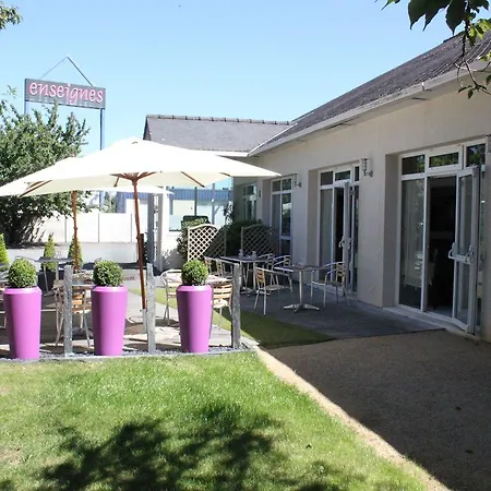 The Originals City, Angers Sud, Le Village 49 3* Les Ponts-de-Cé