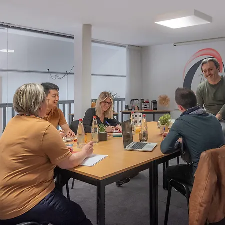 Hotel The Originals City, Angers Sud, Le Village 49