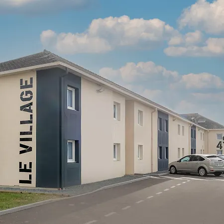 The Originals City, Angers Sud, Le Village 49 3* Les Ponts-de-Cé