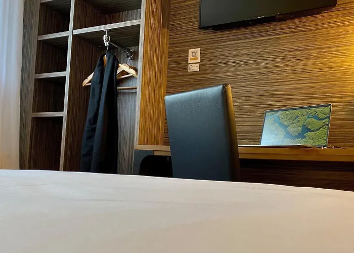 The Originals City, Angers Sud, Le Village 49 3*