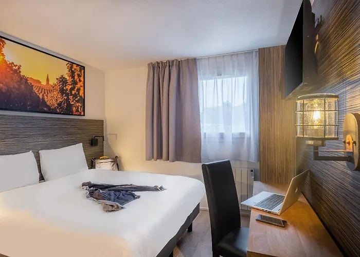 The Originals City, Angers Sud, Le Village 49 Hotel Les Ponts-de-Cé