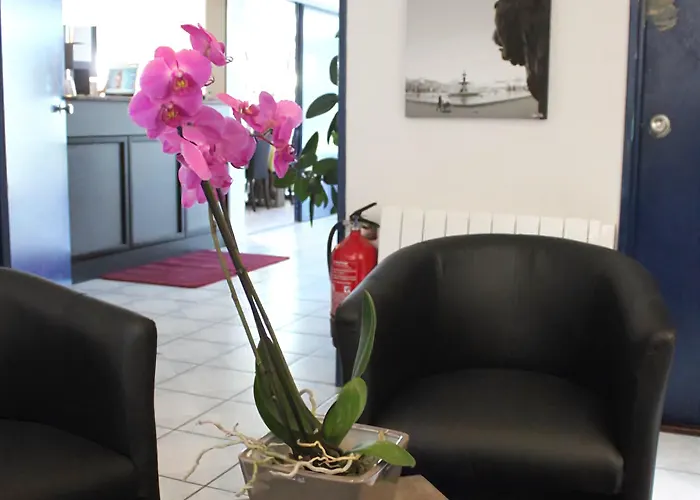 The Originals City, Angers Sud, Le Village 49 Hotel