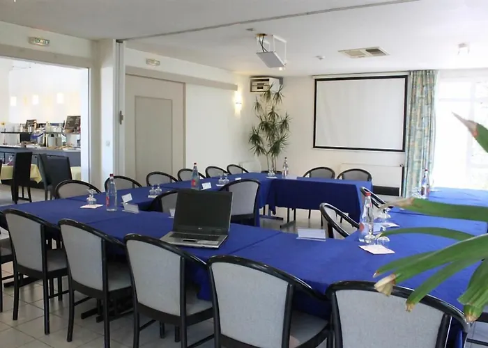 The Originals City, Angers Sud, Le Village 49 3*