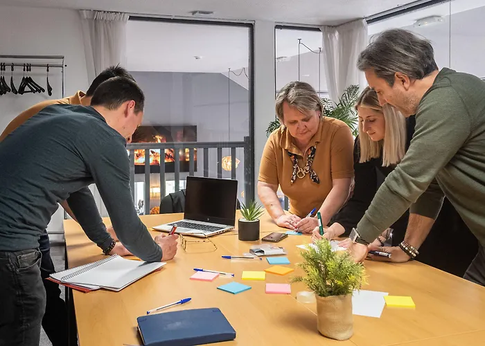 The Originals City, Angers Sud, Le Village 49 Hotel 3*