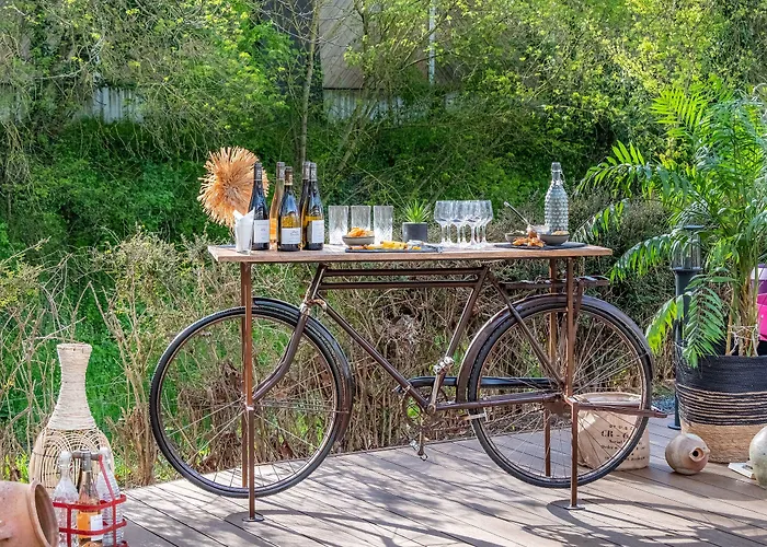 The Originals City, Angers Sud, Le Village 49 Hotel Les Ponts-de-Cé